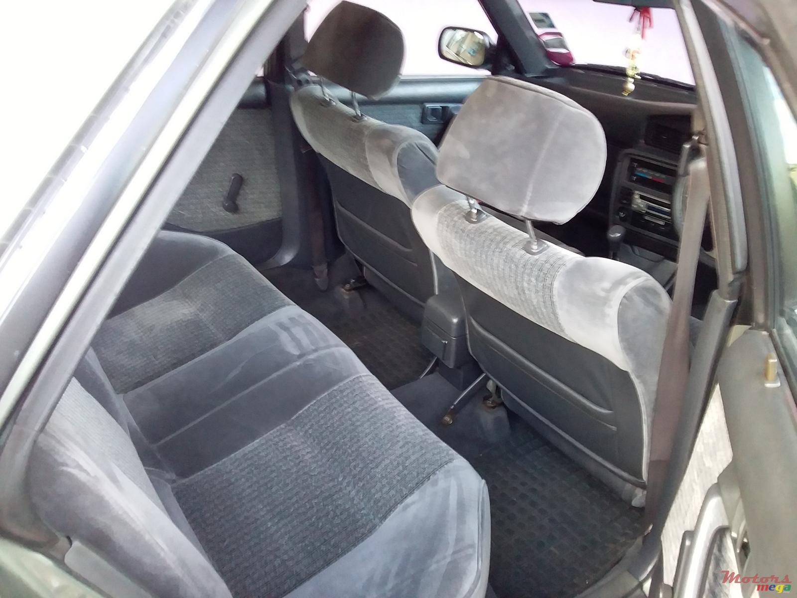 1990' Toyota Corona photo #5