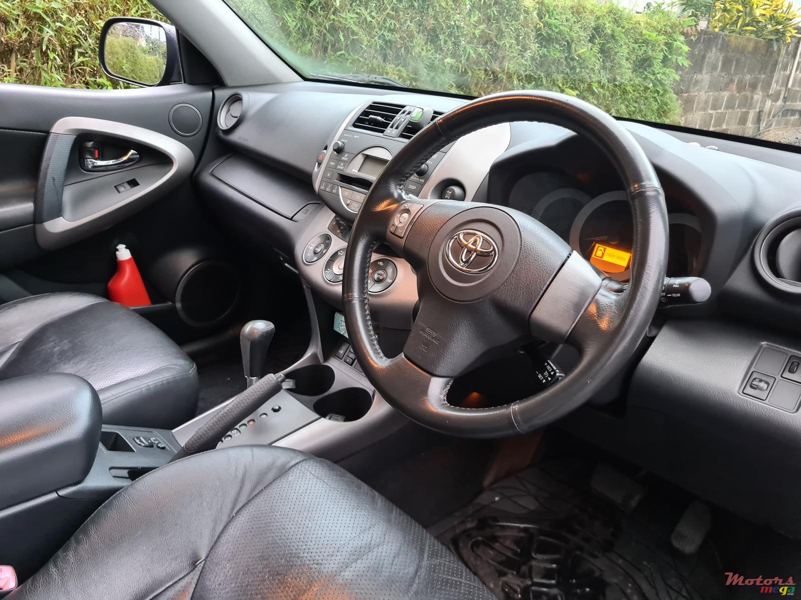 2006' Toyota RAV4 Automatic photo #6