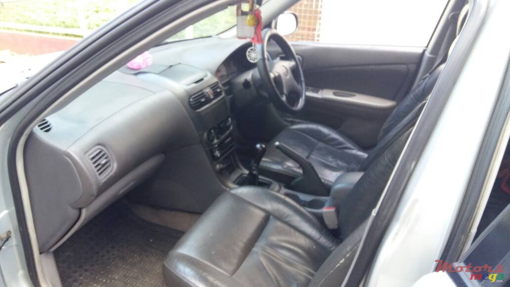 1999' Nissan B15 photo #4