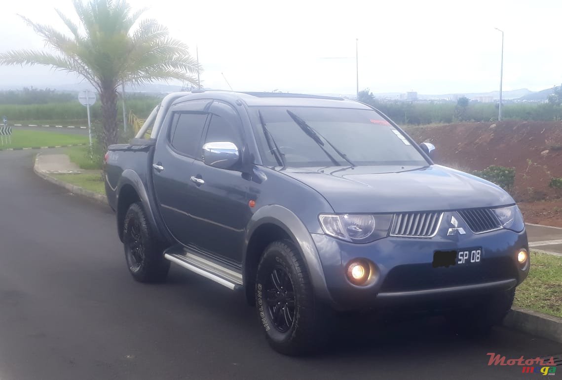 2008' Mitsubishi L 200 Sportero automatic Sportero photo #1