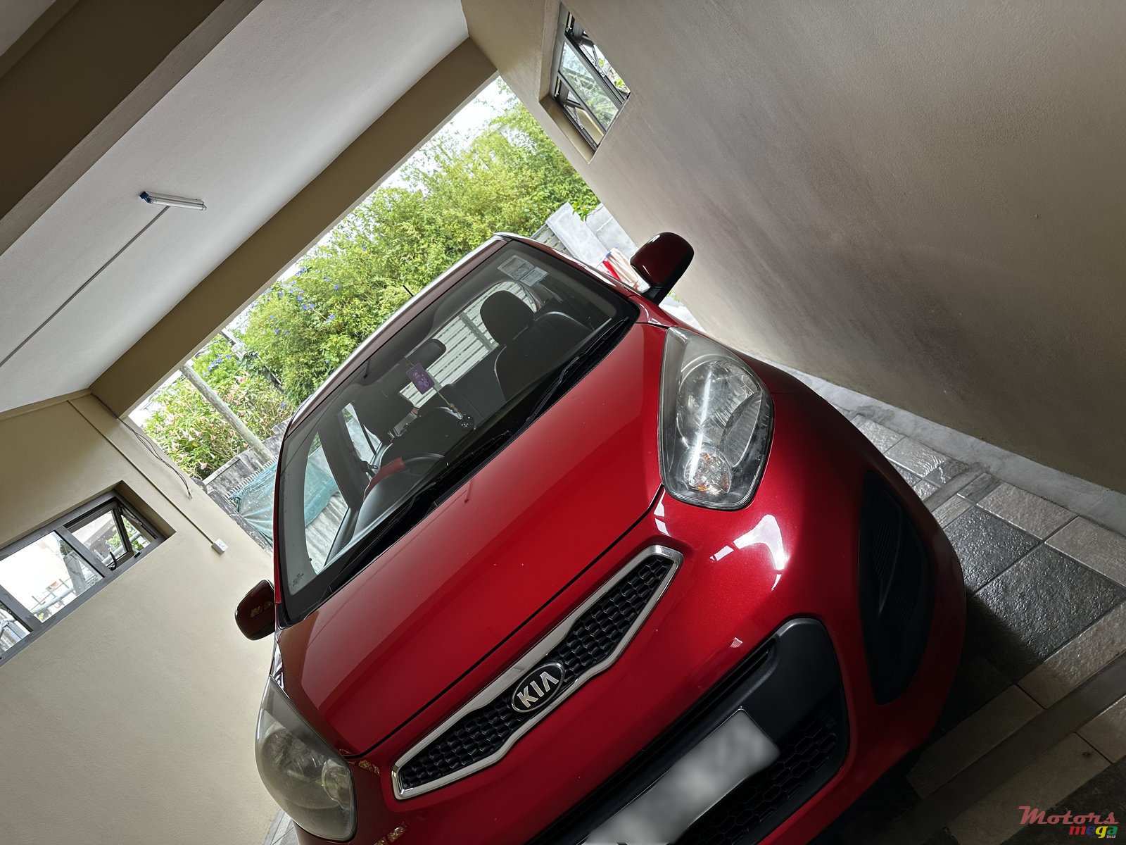 2012' Kia Picanto photo #1