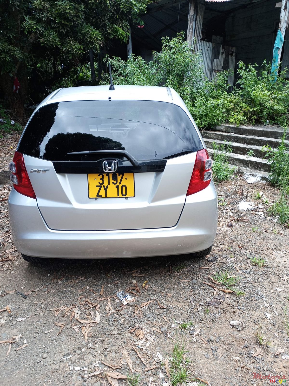 2010' Honda Fit photo #5