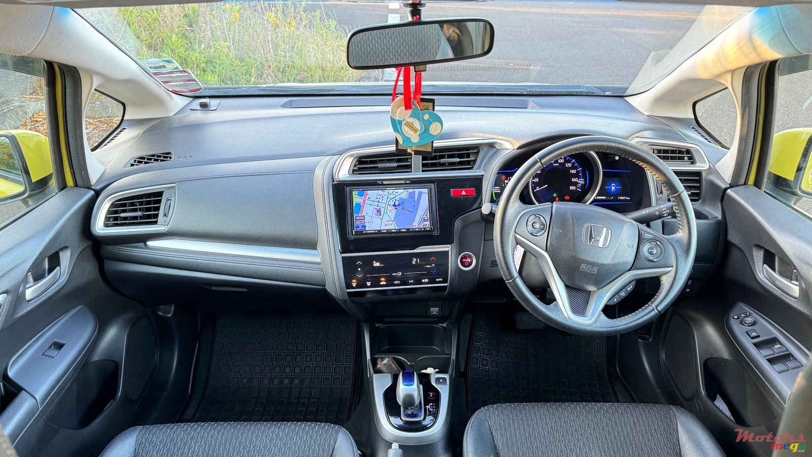 2014' Honda Fit L Package photo #6