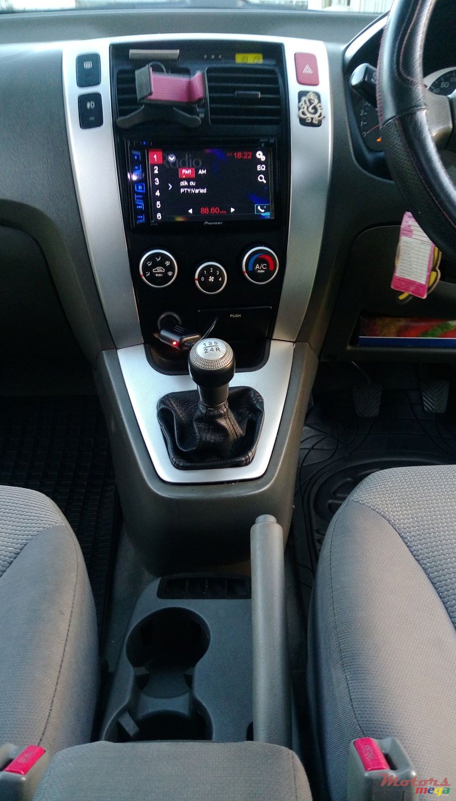 2007' Hyundai Tucson photo #6