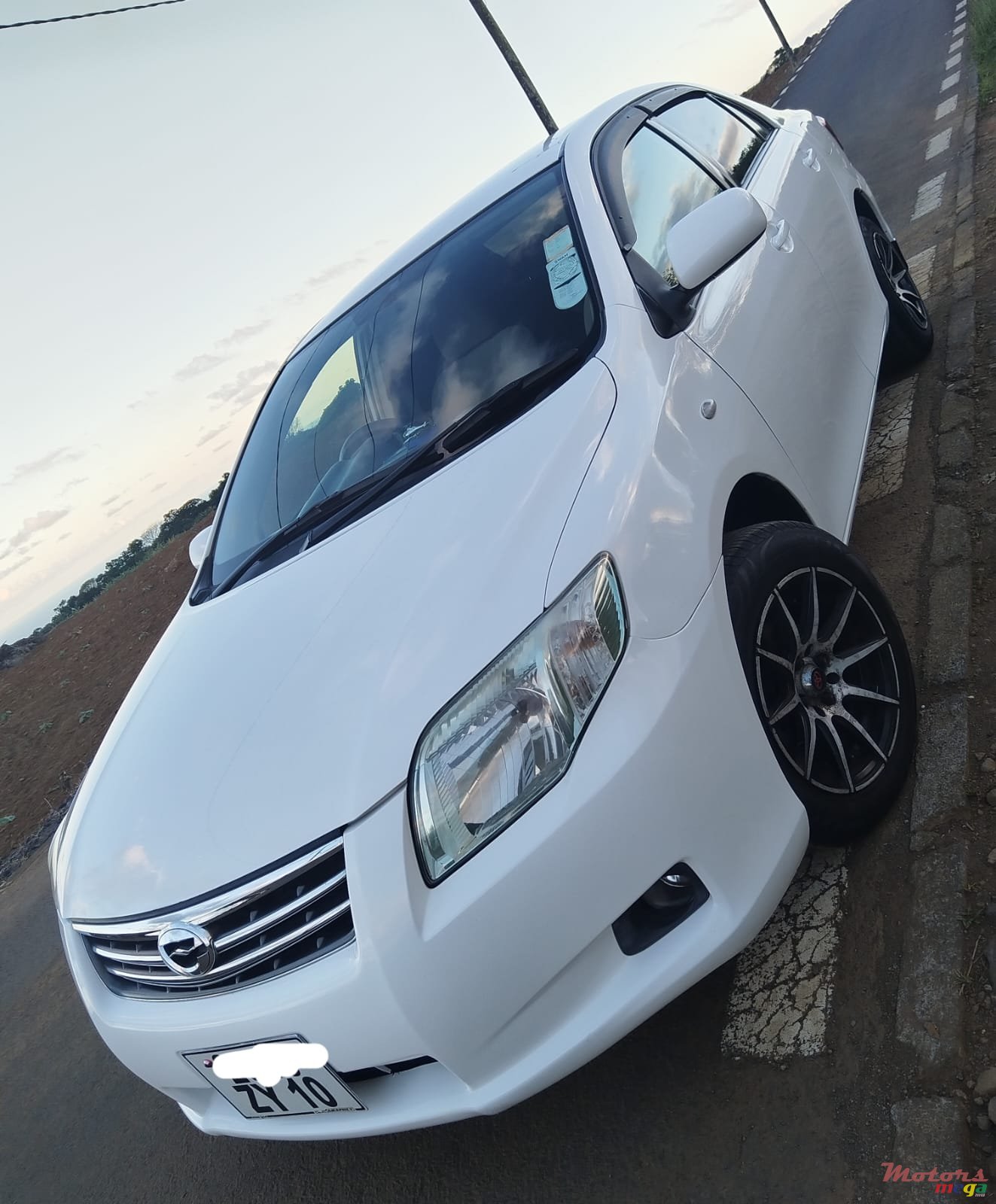 2010' Toyota Axio photo #1
