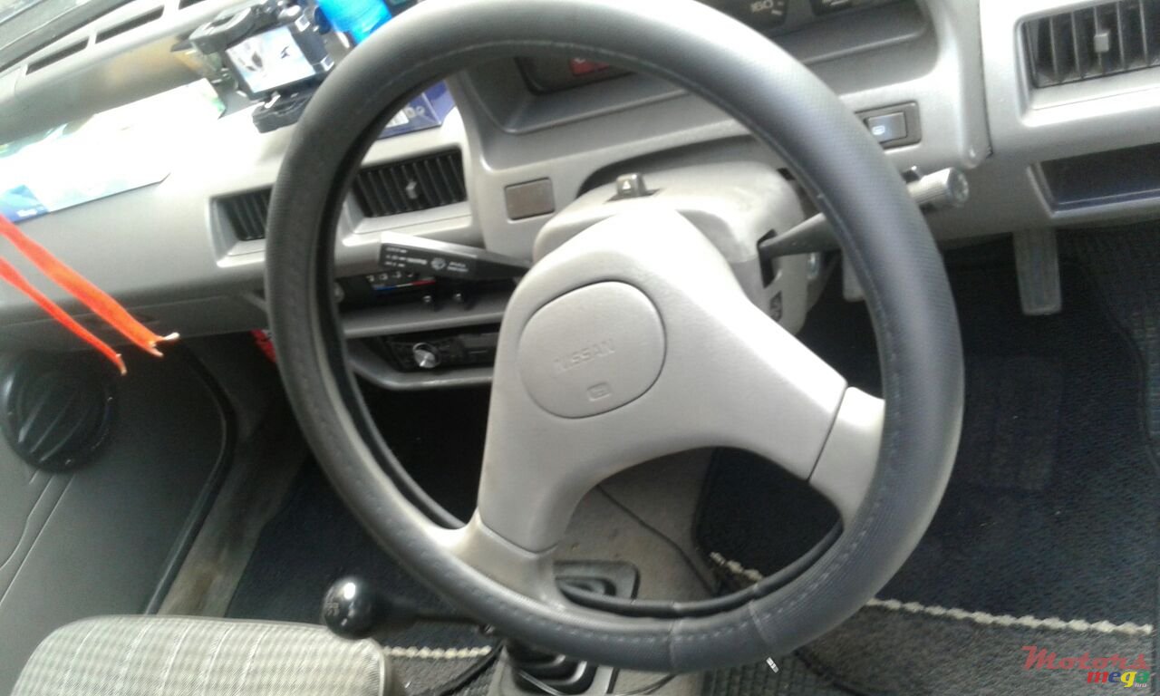 1990' Nissan photo #2