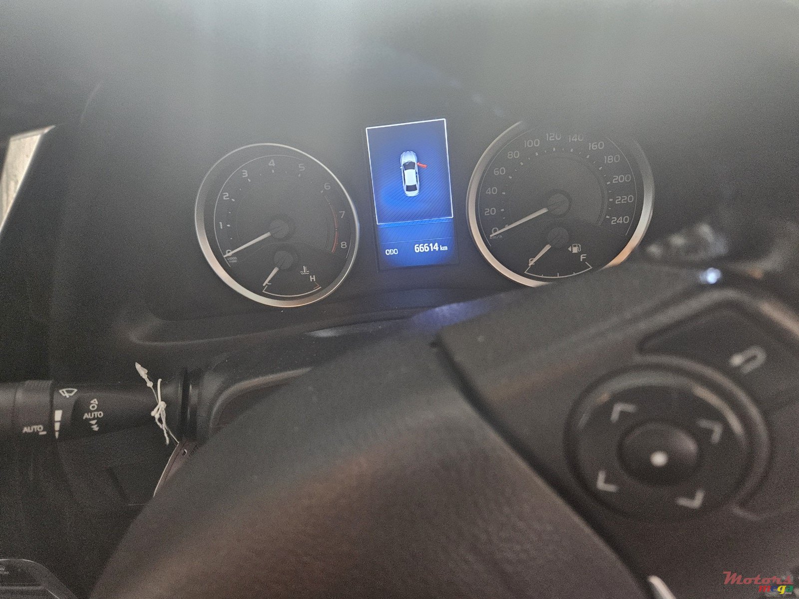 2017' Toyota Corolla photo #5