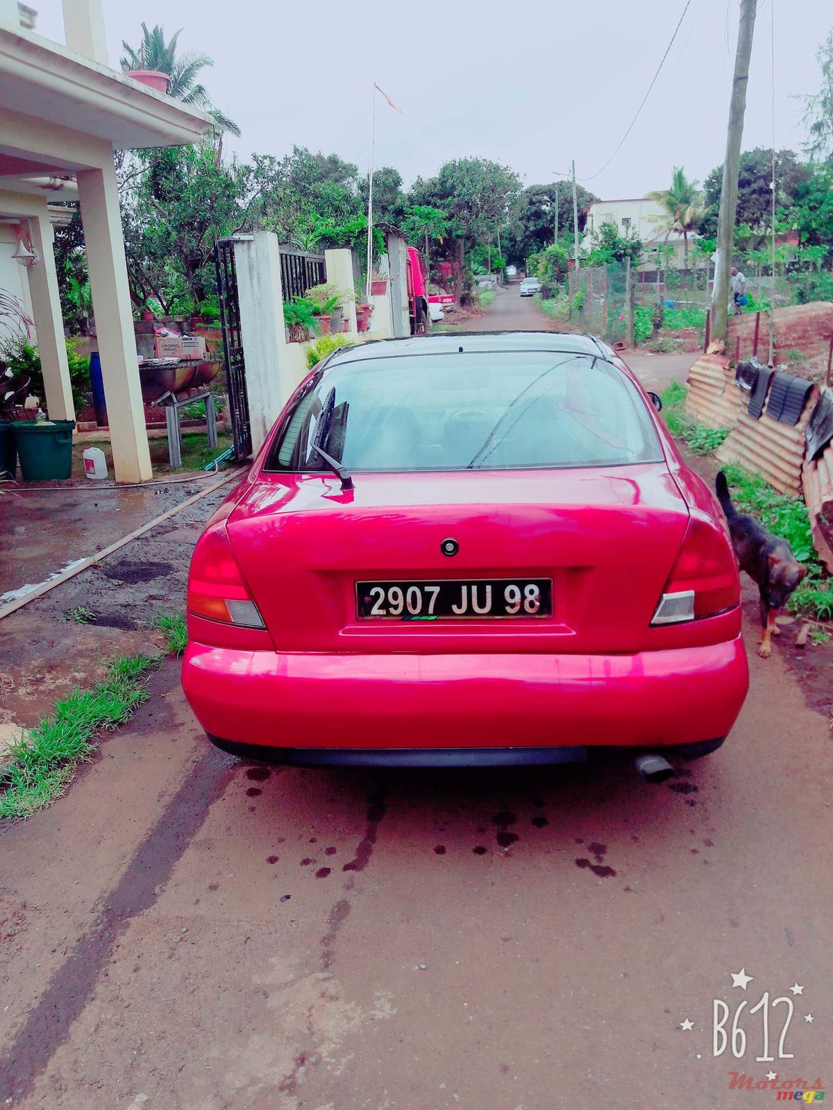 1998' Mitsubishi Carisma photo #3