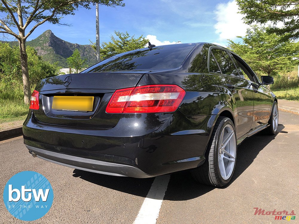 2009' Mercedes-Benz E 200 photo #4