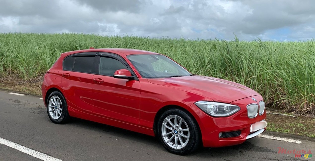 2015' BMW 116 F20 116i photo #2