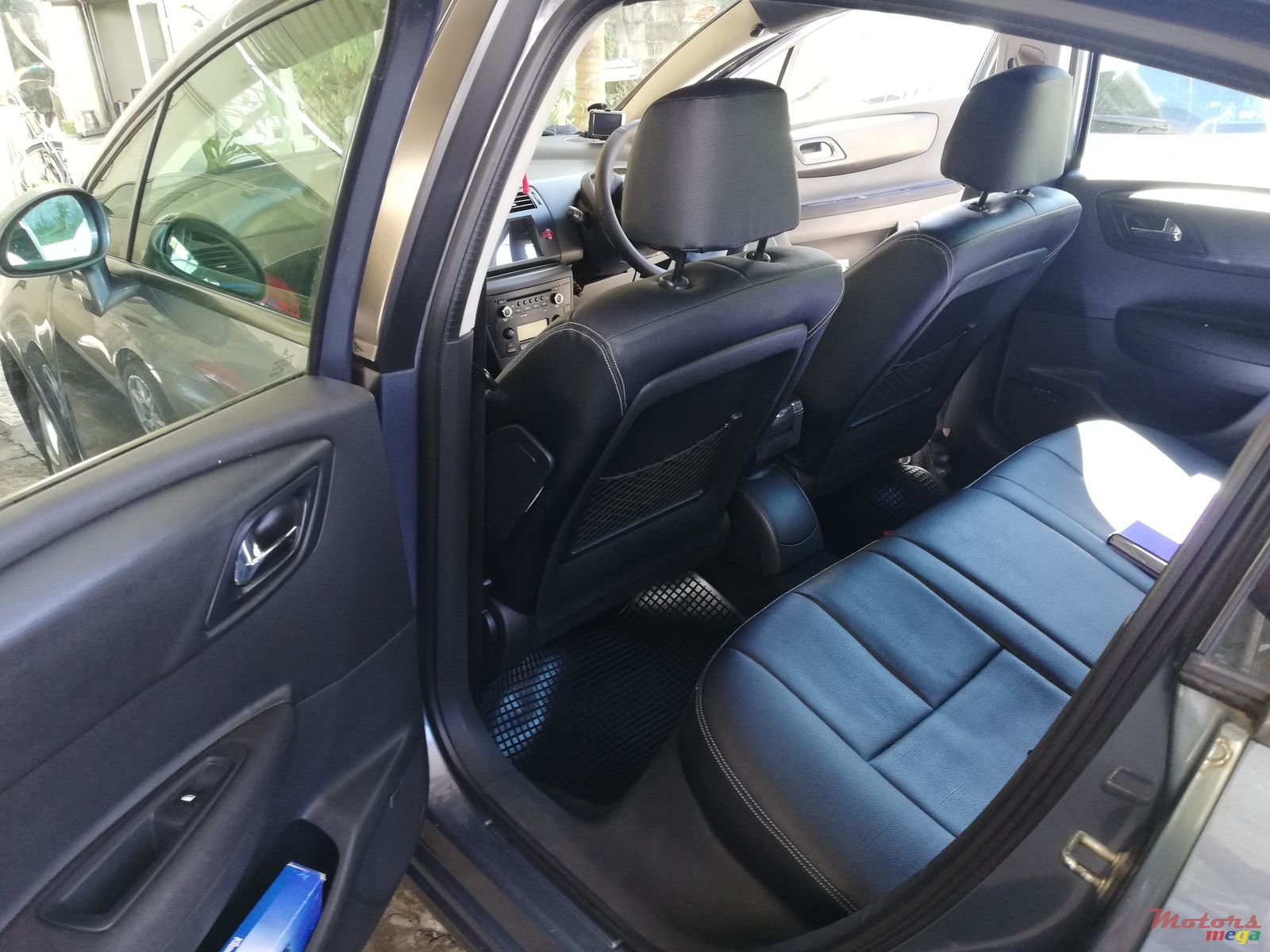 2005' Citroen C4 photo #4