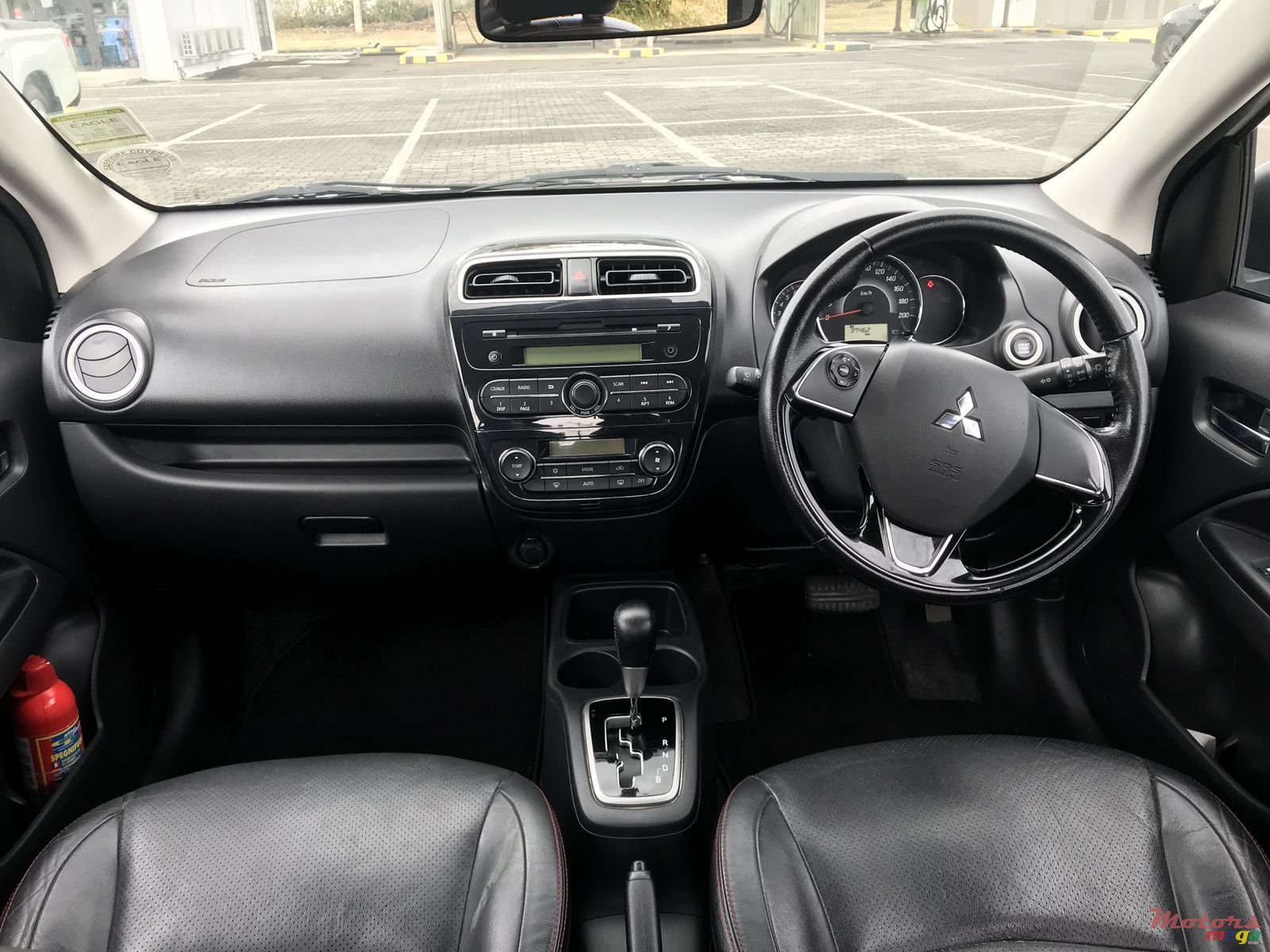 2016' Mitsubishi photo #6