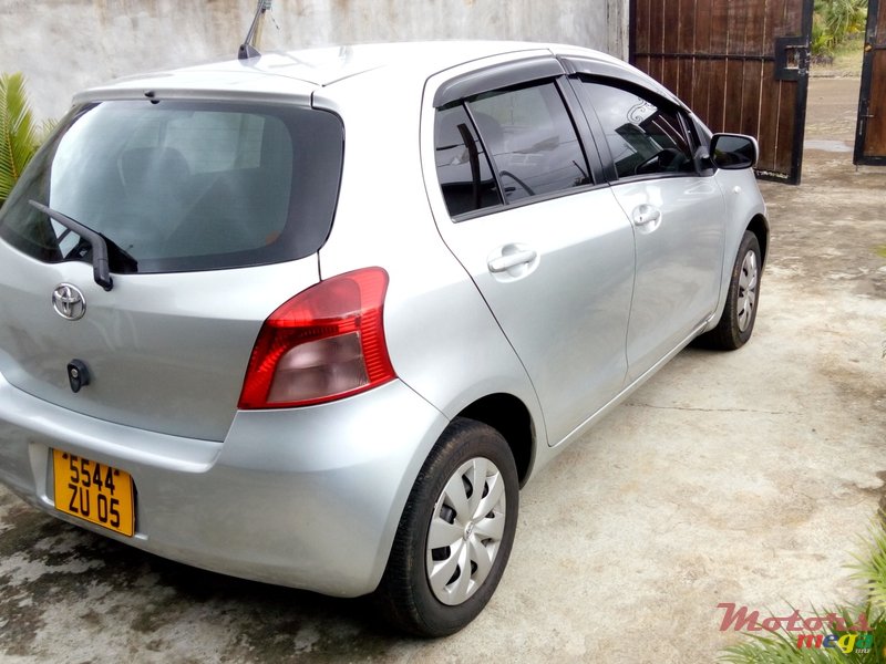 2005' Toyota Vitz ((((( SELL OR EXCHANGE ))))) photo #1