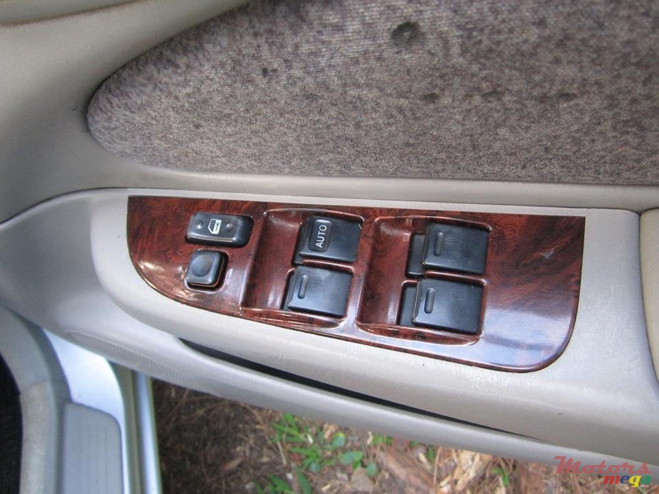 1999' Toyota Corolla LIMITED EDITION photo #5