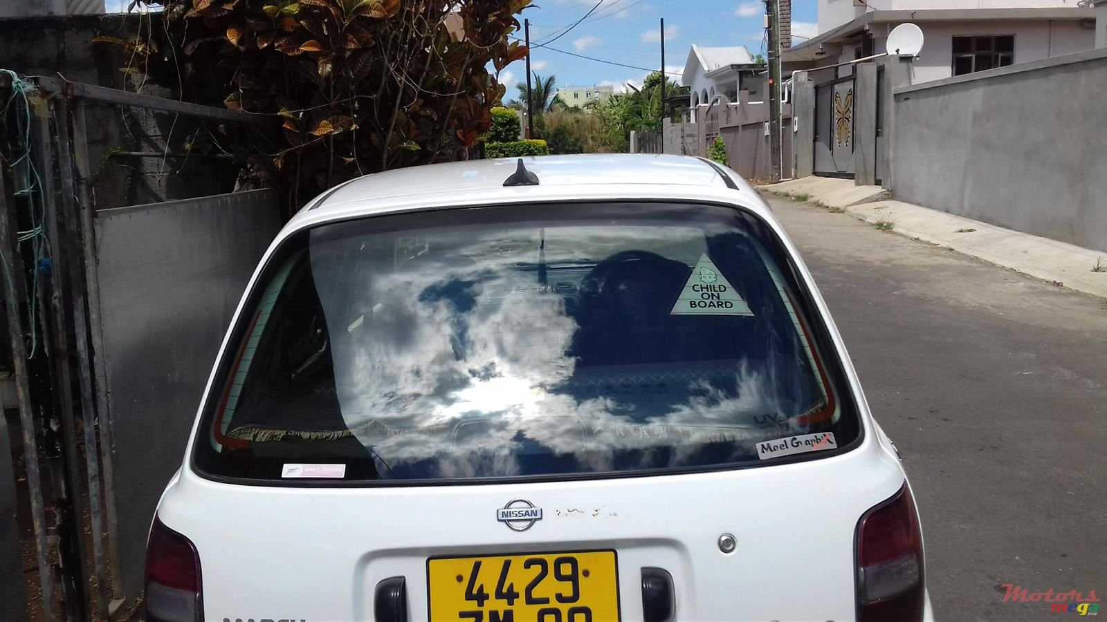 1999' Nissan March photo #3