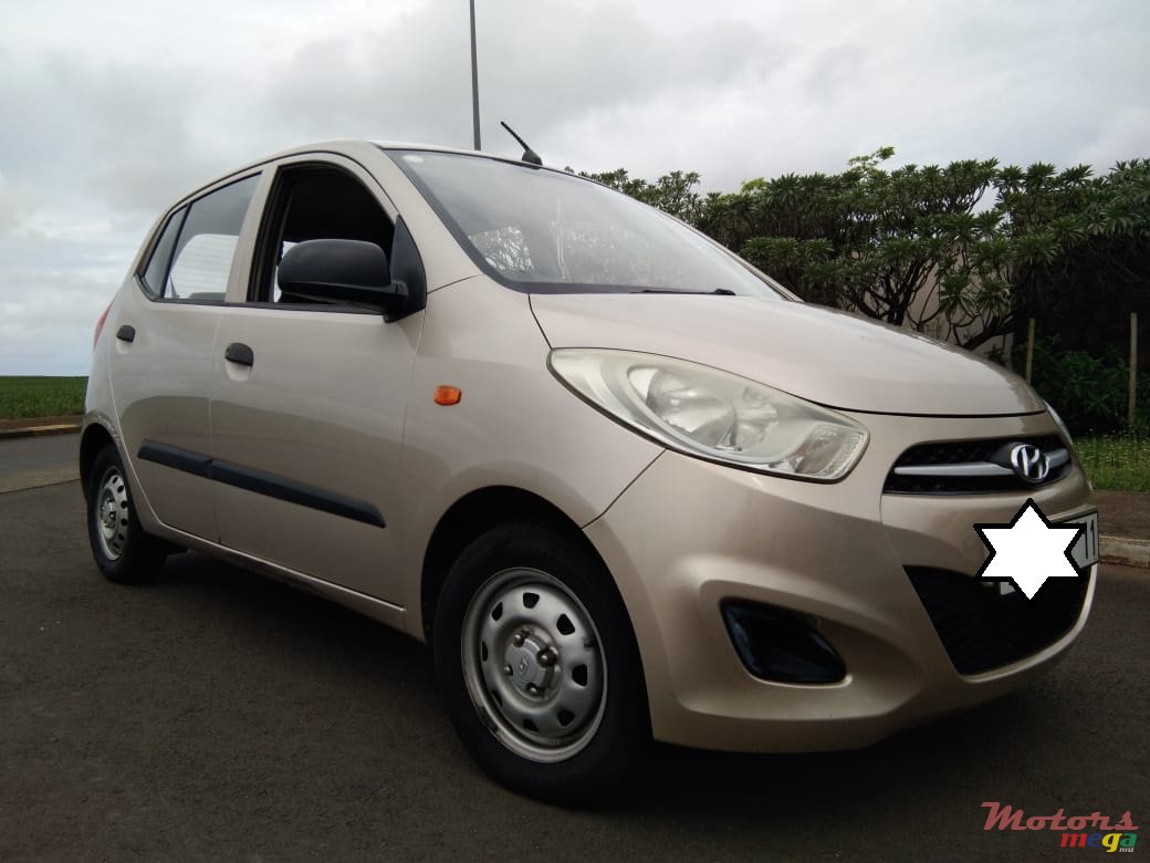 2011' Hyundai i10 photo #1