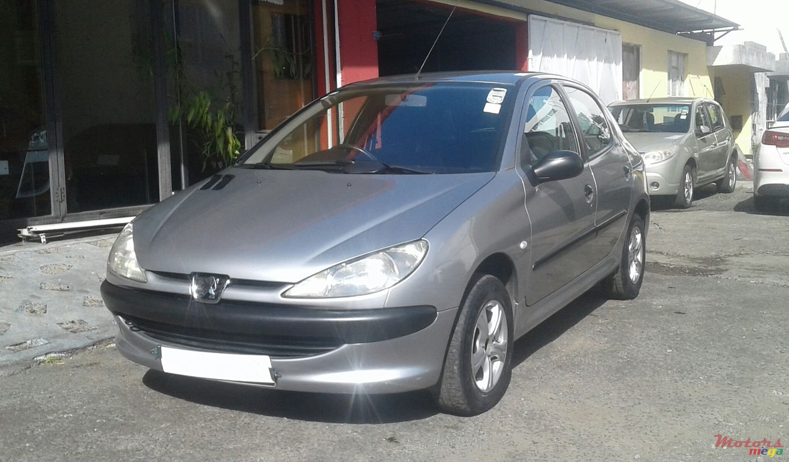 2001' Peugeot 206 photo #2