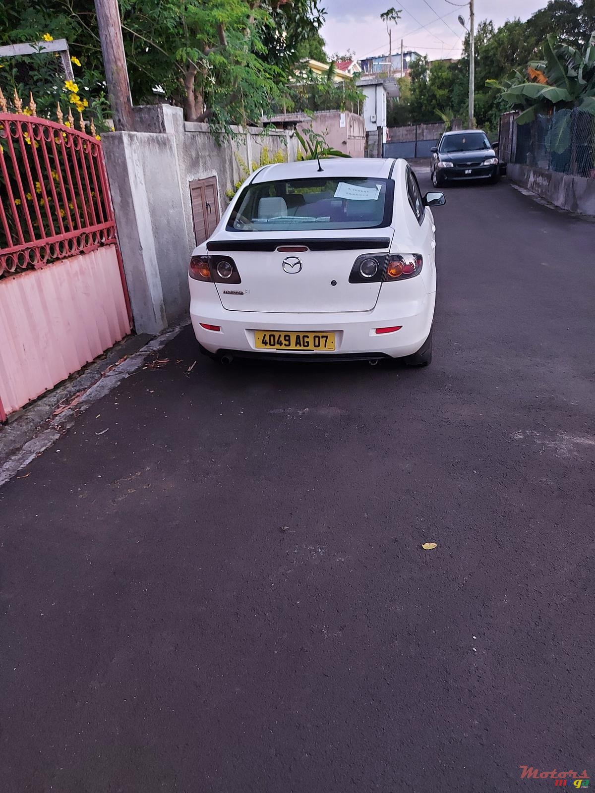 2007' Mazda 3 photo #3