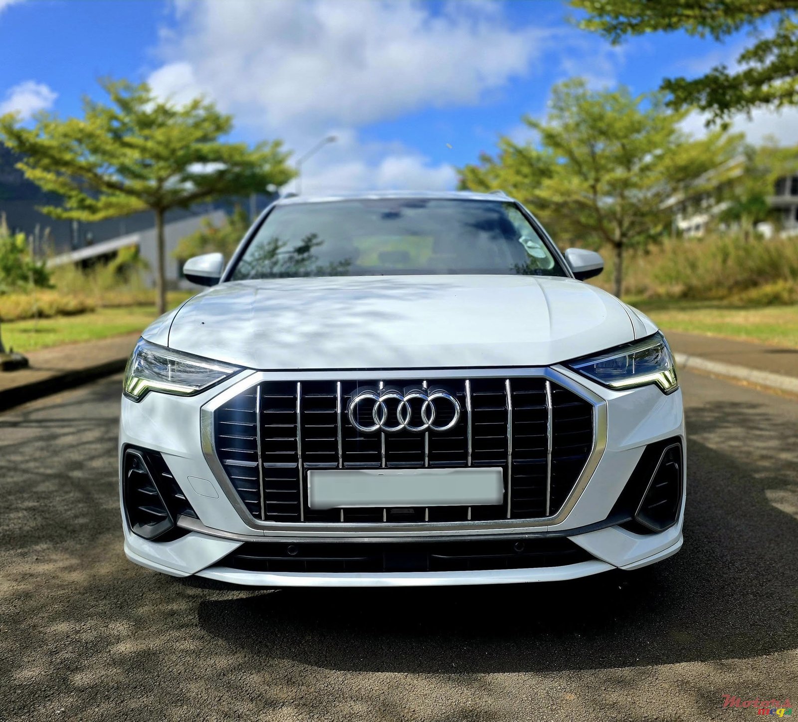 2019' Audi Q3 photo #1