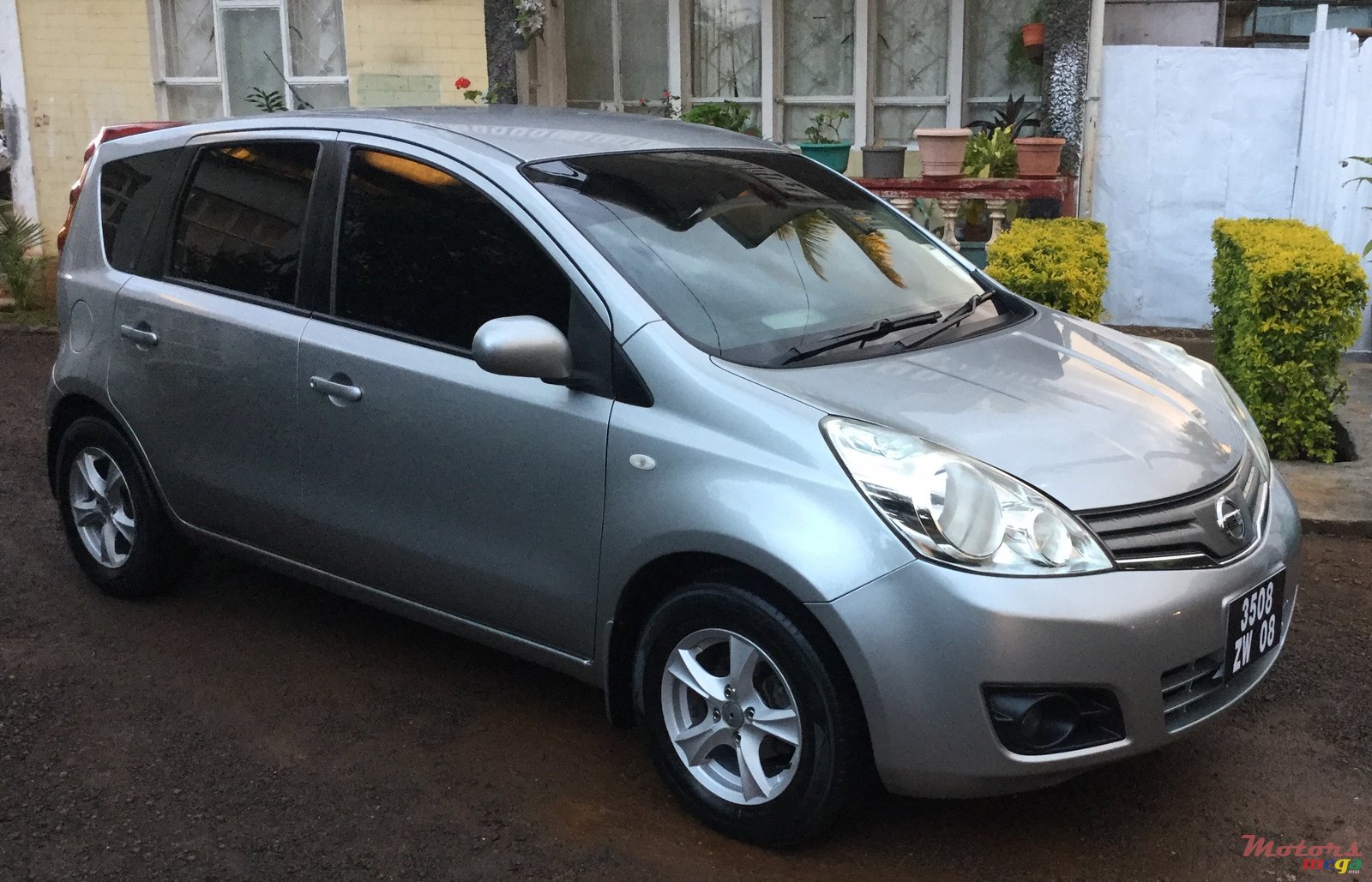 2008' Nissan Note photo #1