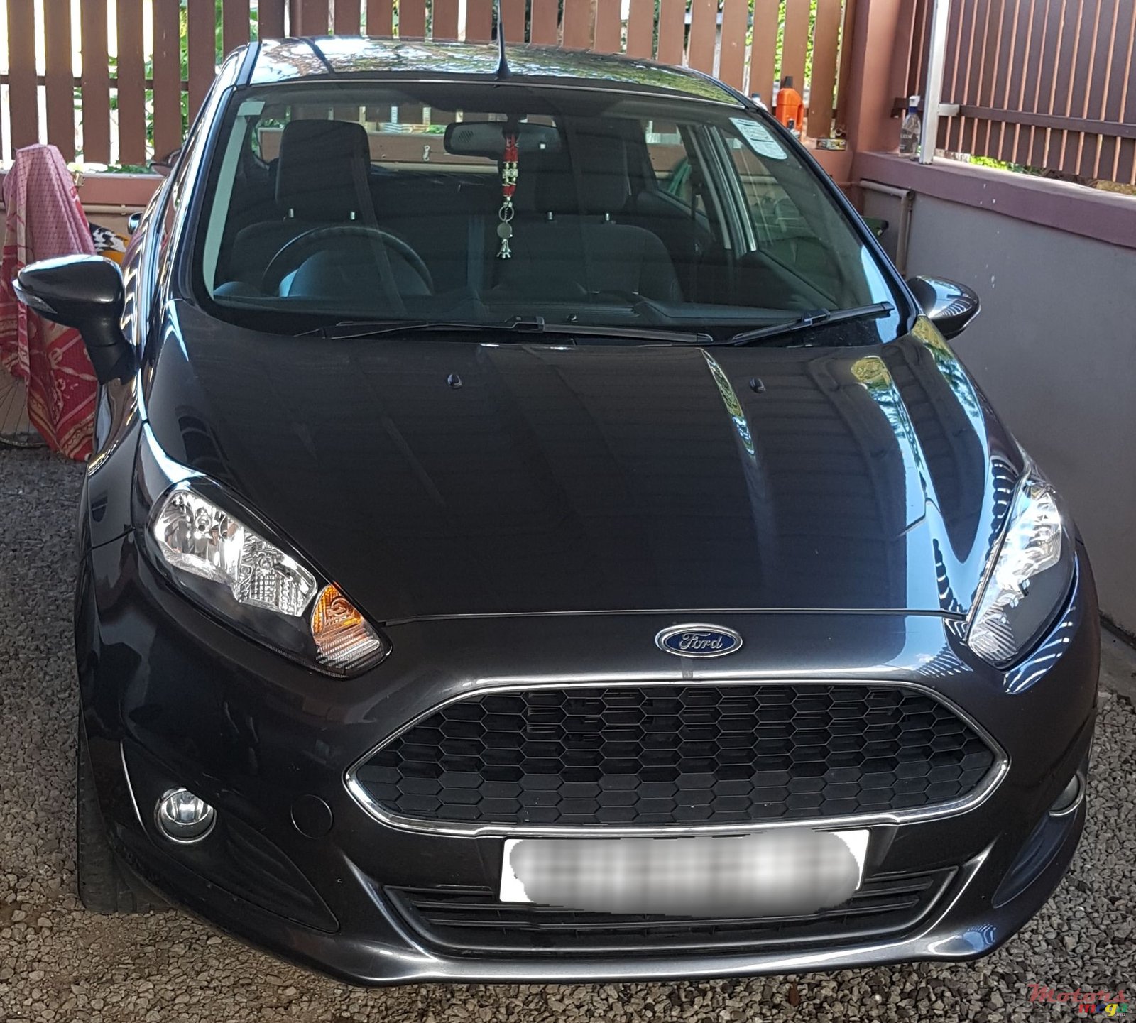 2016' Ford Fiesta photo #1