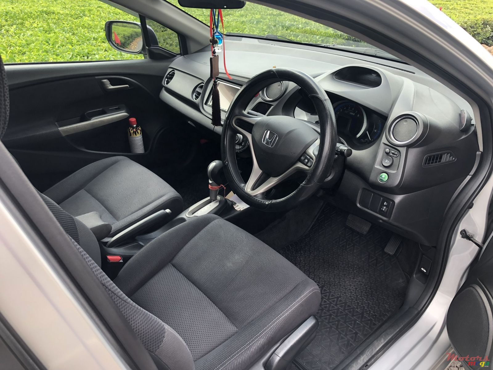 2011' Honda Insight photo #6