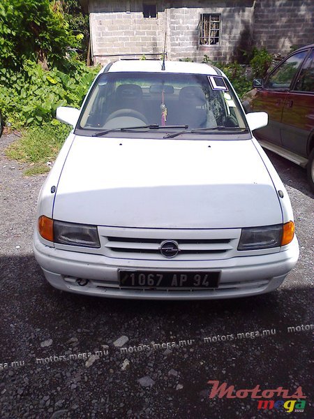 1994' Opel photo #1