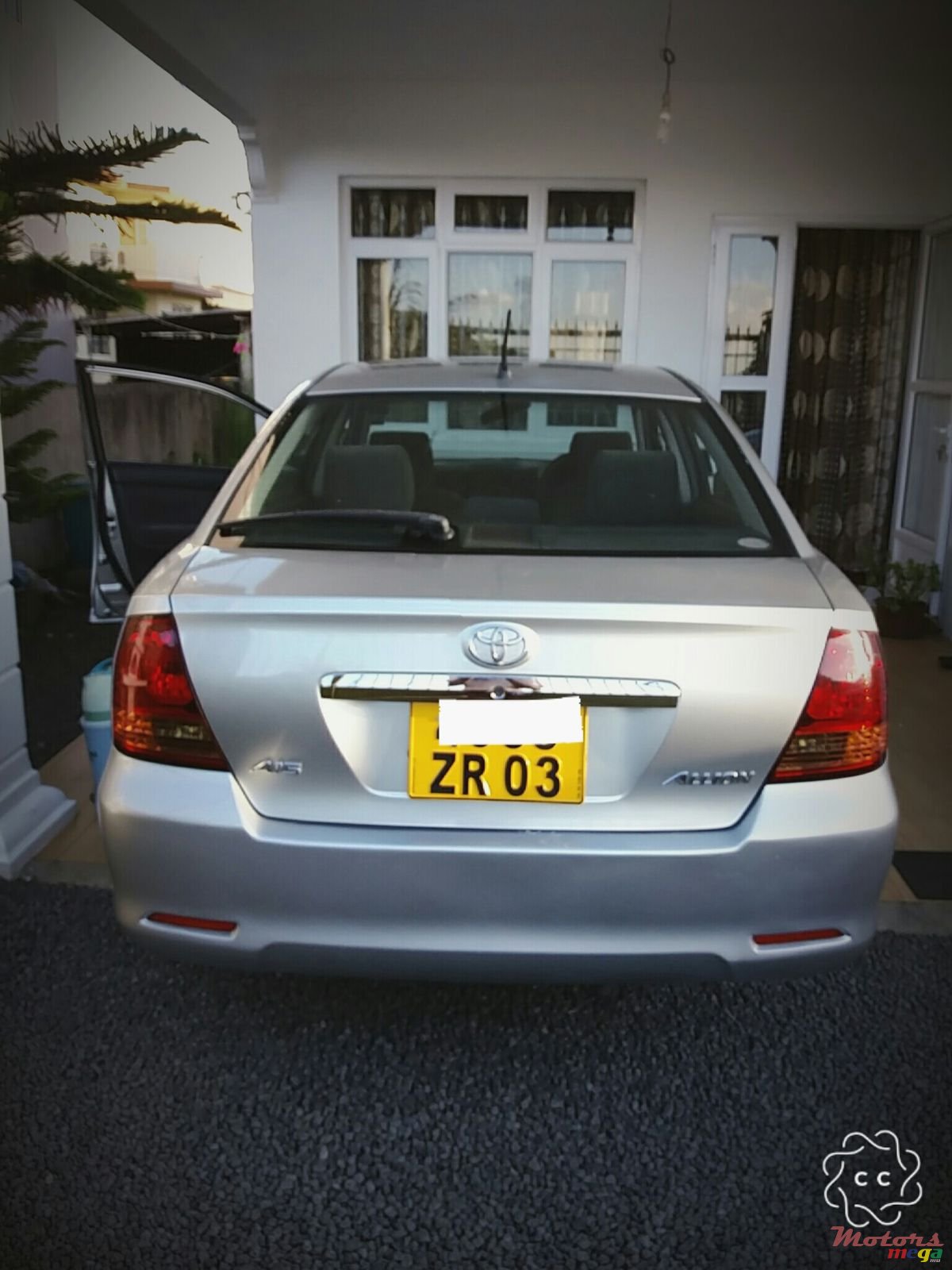 2003' Toyota photo #4