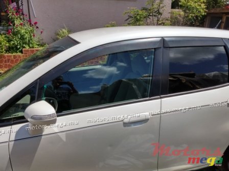 2004' Honda Fit photo #3