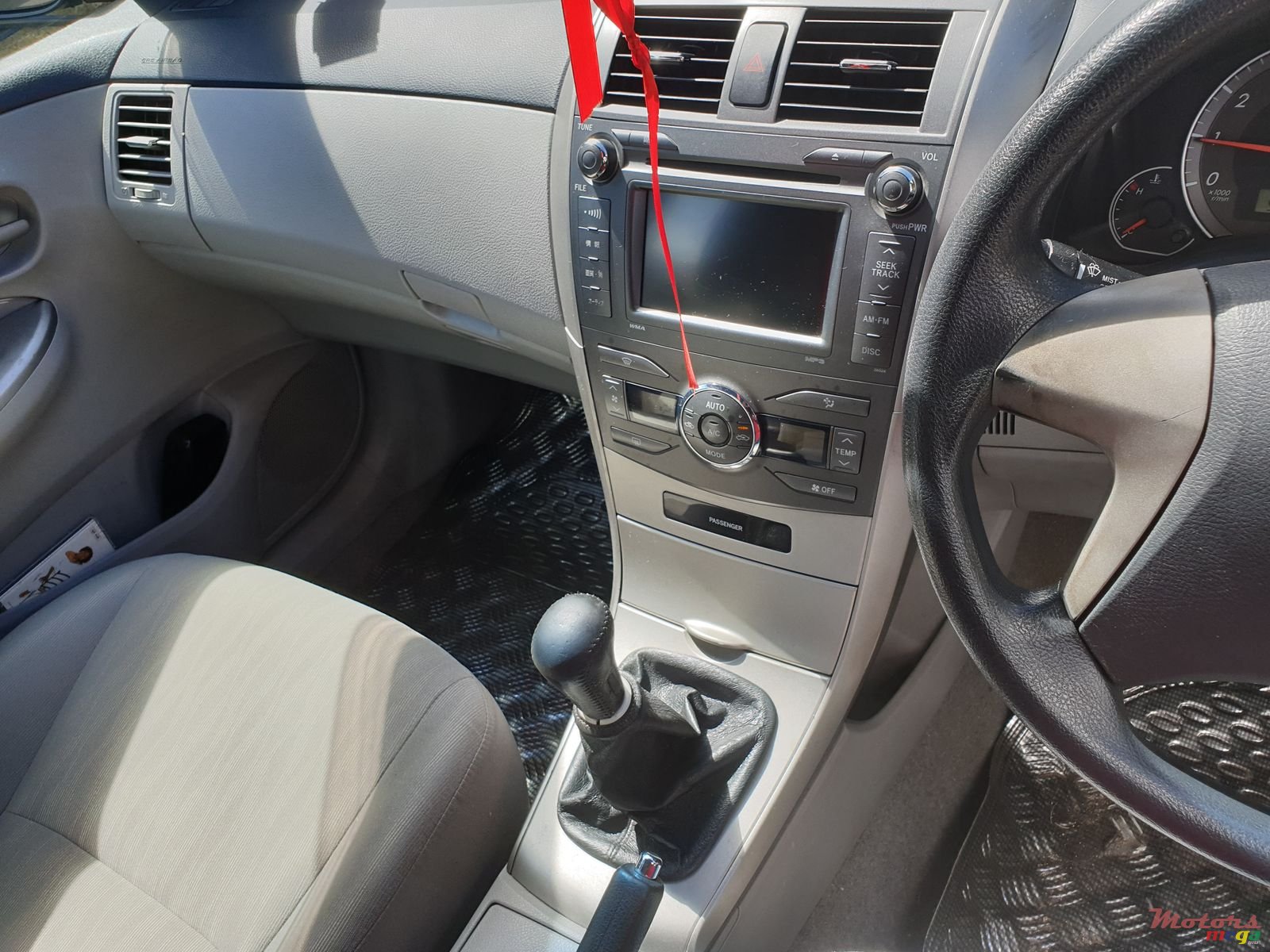 2007' Toyota Axio photo #3