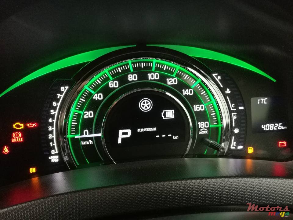 2014' Suzuki SA310 Swift photo #7