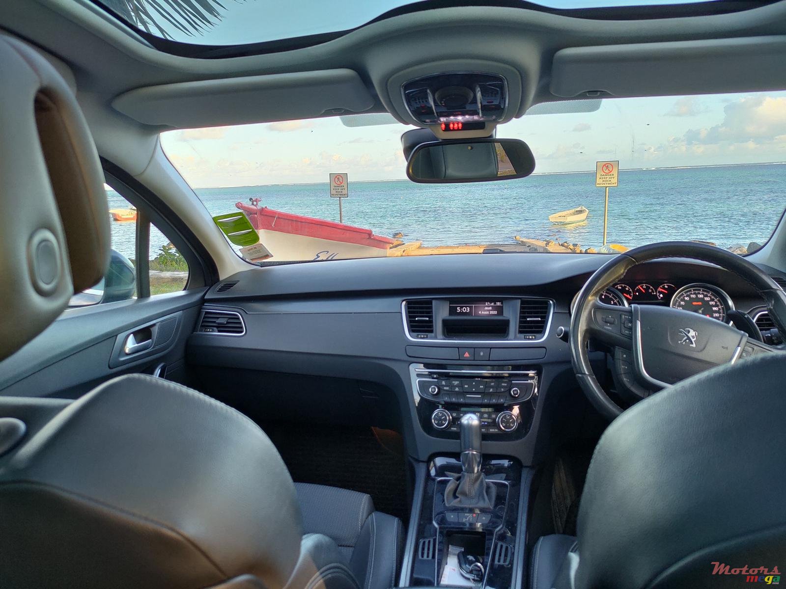 2013' Peugeot 508 SW photo #4