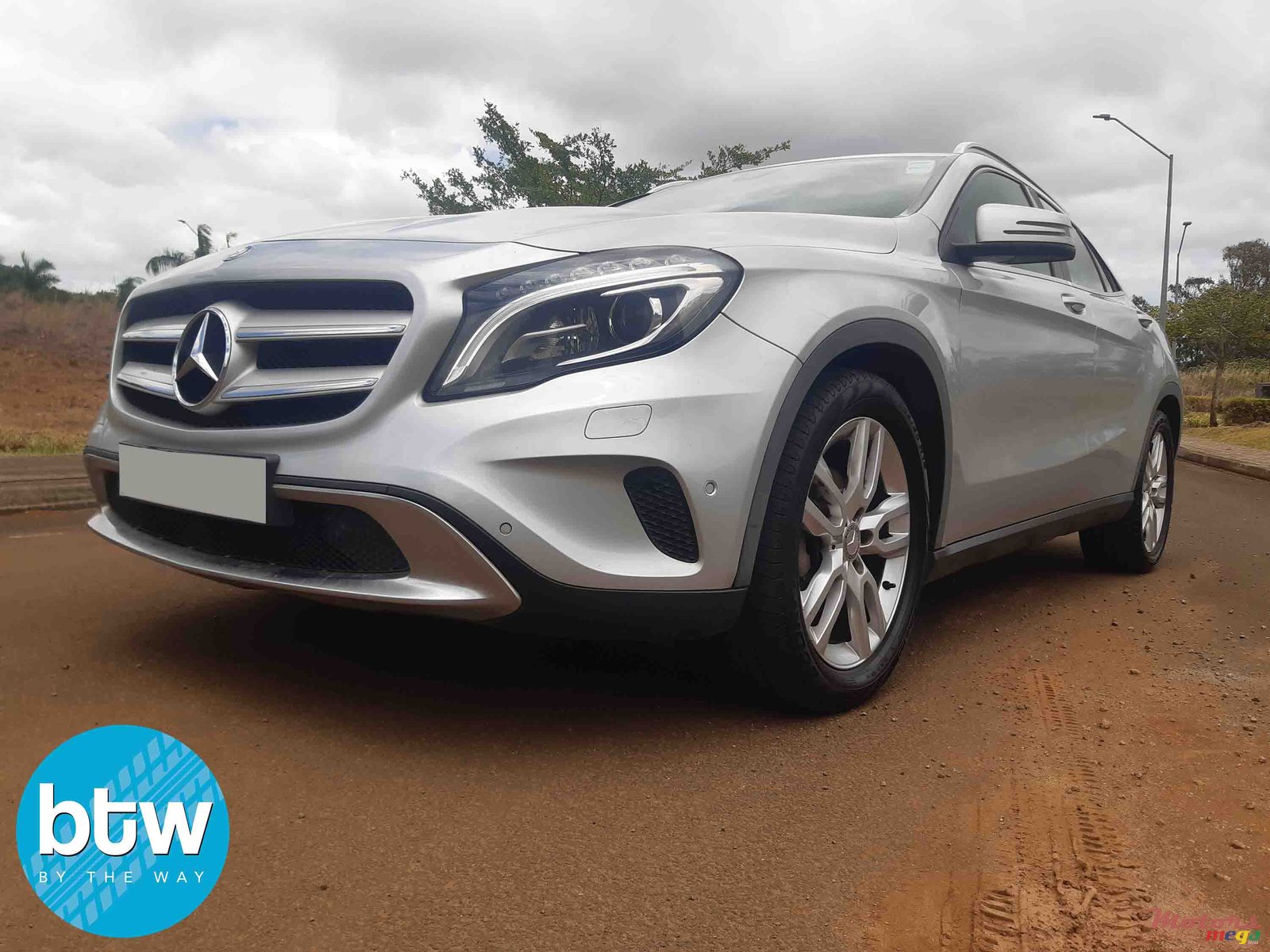 2015' Mercedes-Benz GLA-Class photo #2