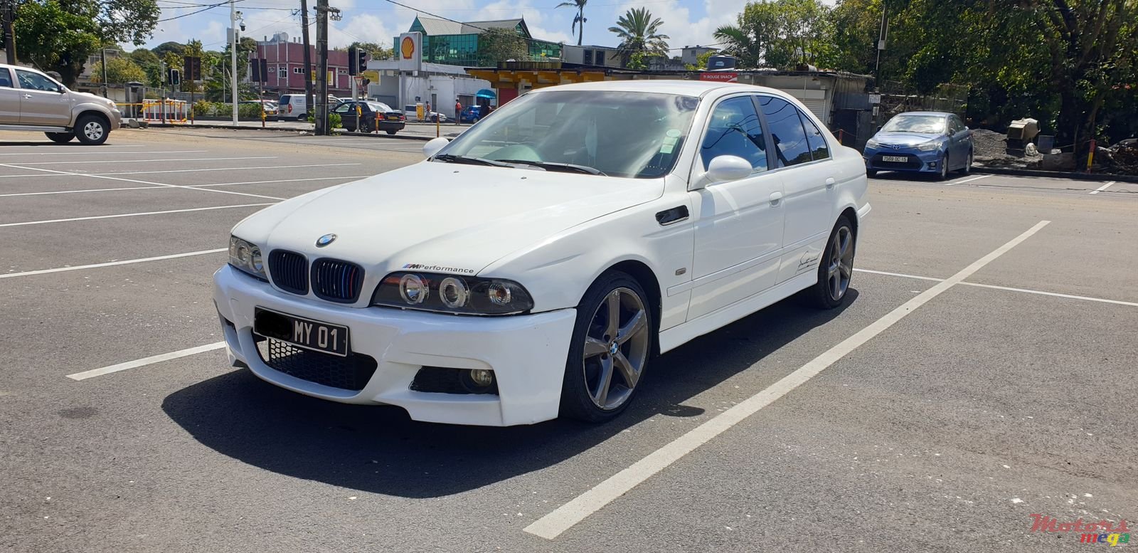 2001' BMW 525 photo #2