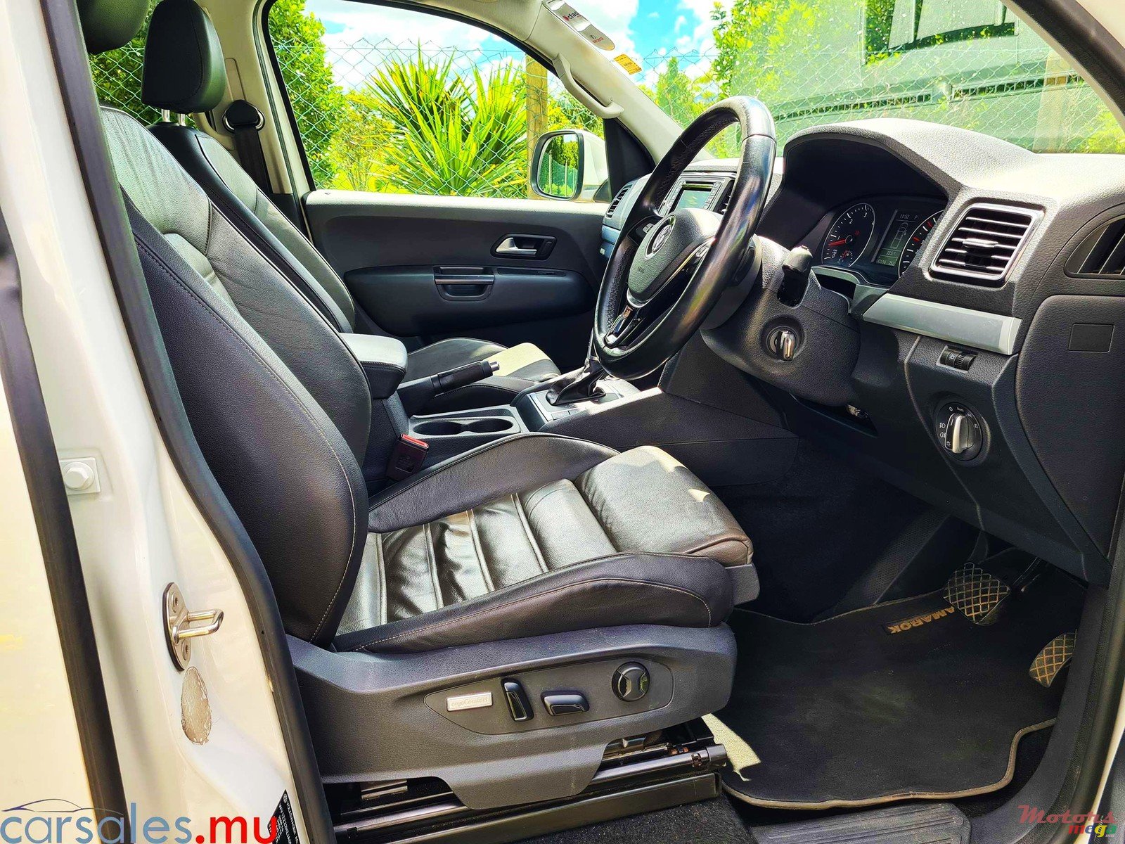 2018' Volkswagen Amarok 3.0 V6 TDI photo #5