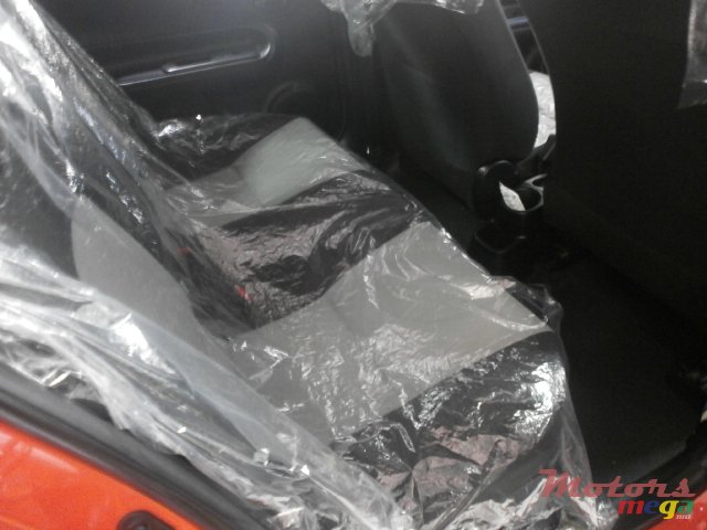 2013' Toyota Aurion Aqua photo #5