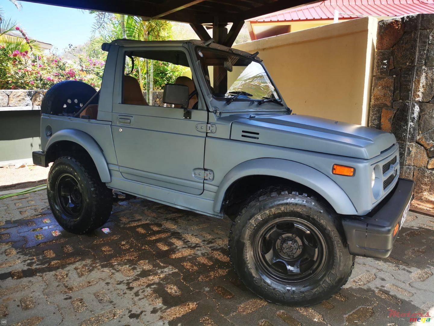 1992' Suzuki Samurai photo #1