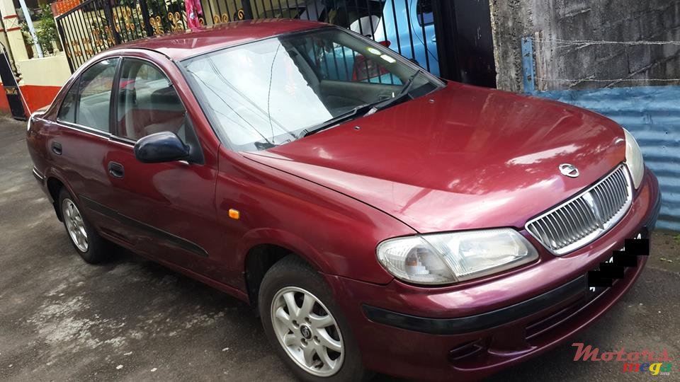 2000' Nissan Sunny photo #1