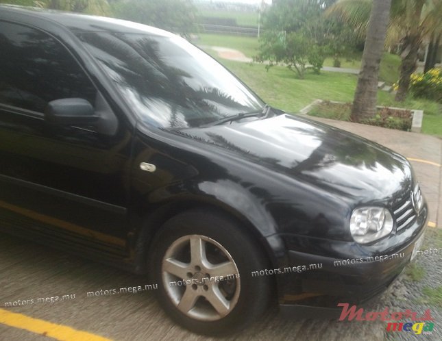 1999' Volkswagen Golf TDI photo #1