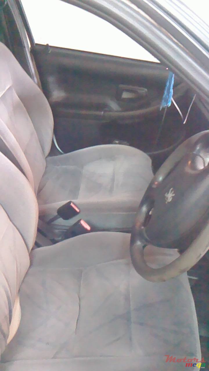 2001' Peugeot 306 photo #3
