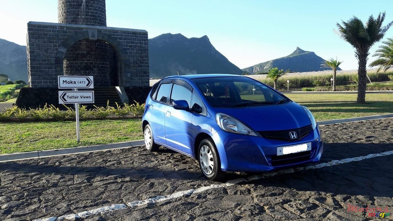2012' Honda Fit photo #1