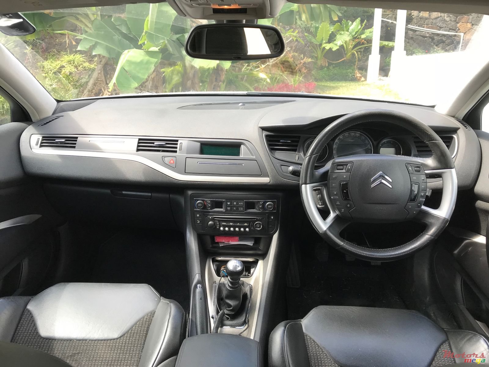 2010' Citroen C5 1,6T photo #2