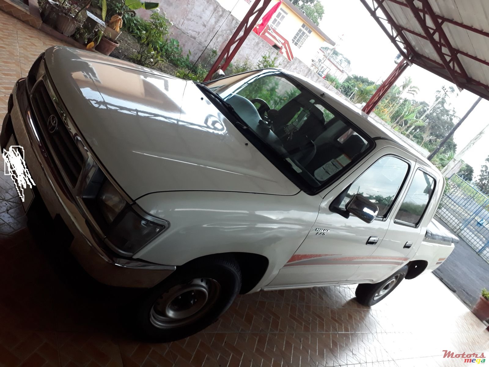 1999' Toyota photo #4