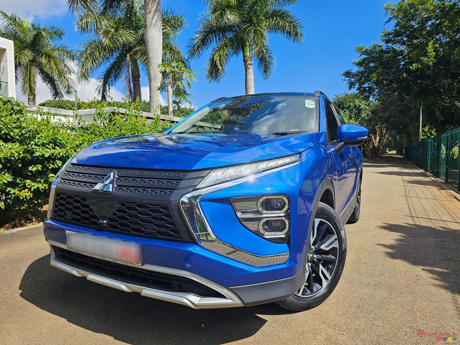 2023' Mitsubishi Eclipse 1.5T Intense photo #1