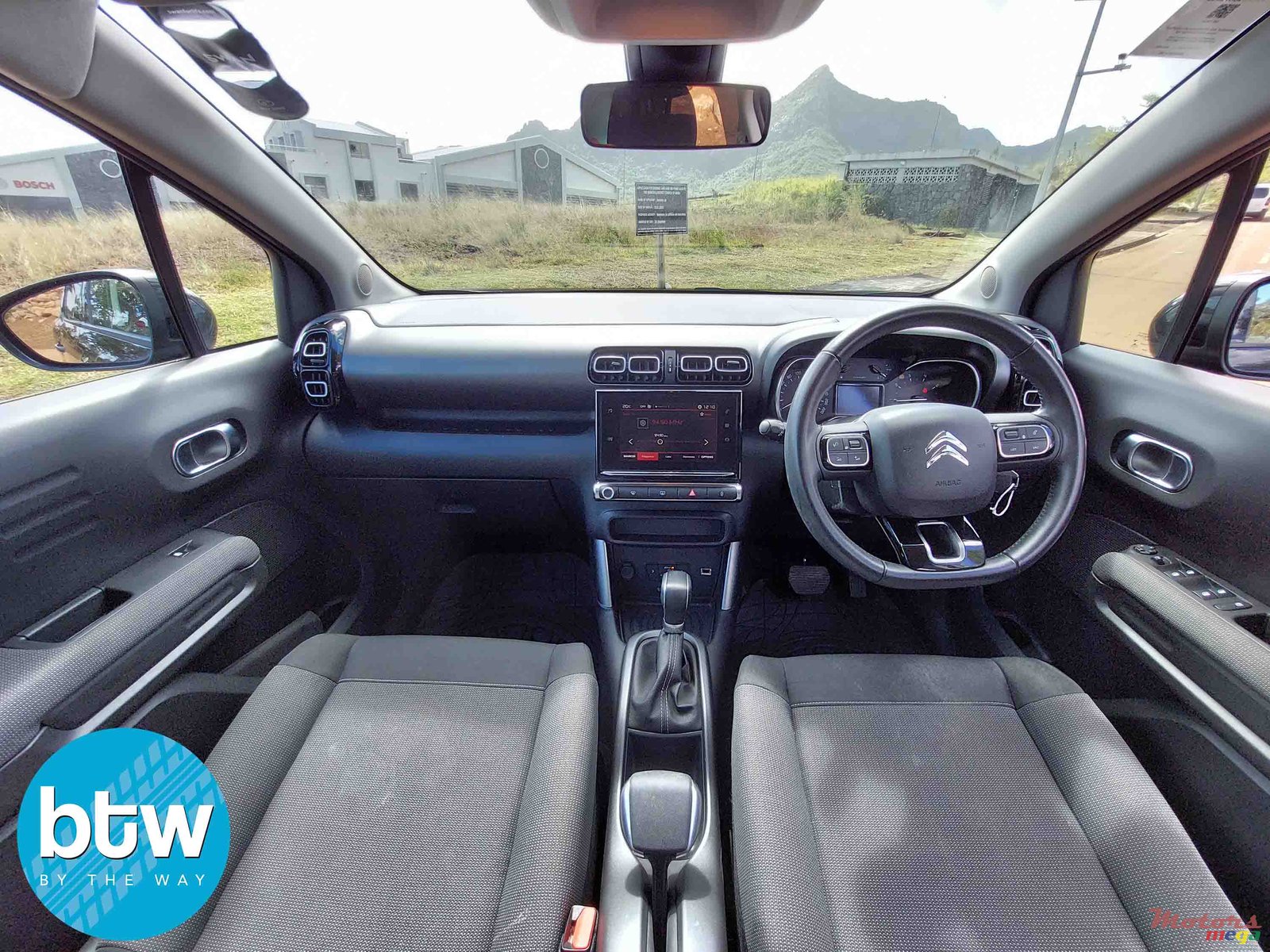 2018' Citroen C3 photo #6