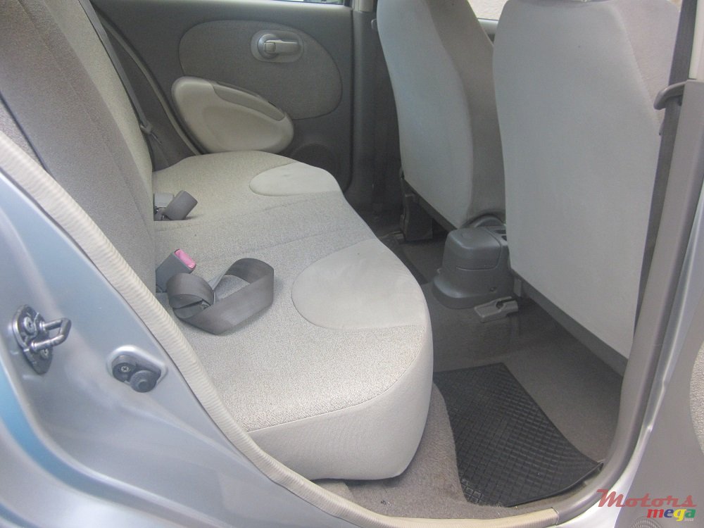 2005' Nissan March AK12 photo #5