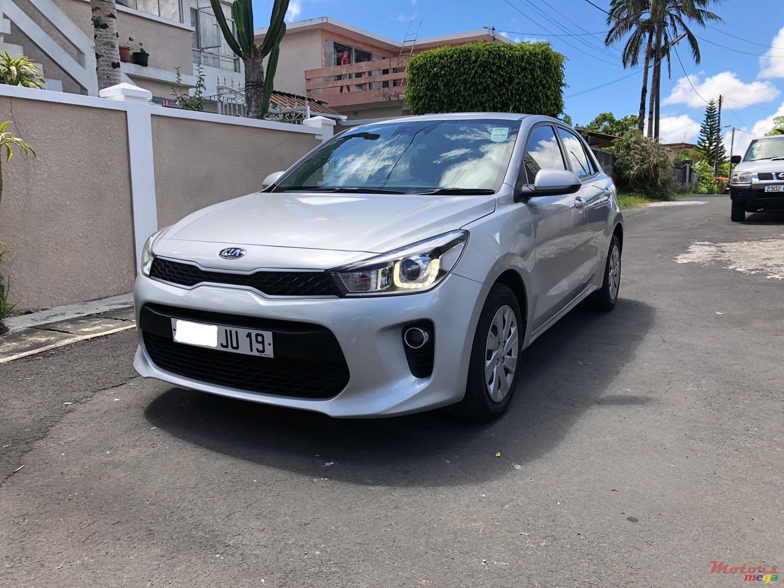 2019' Kia Rio photo #1