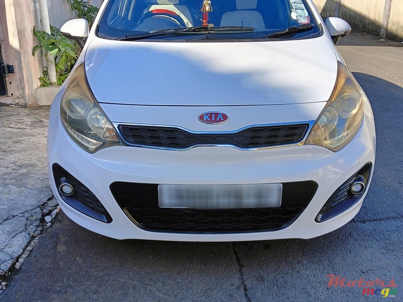 2012' Kia Rio photo #1