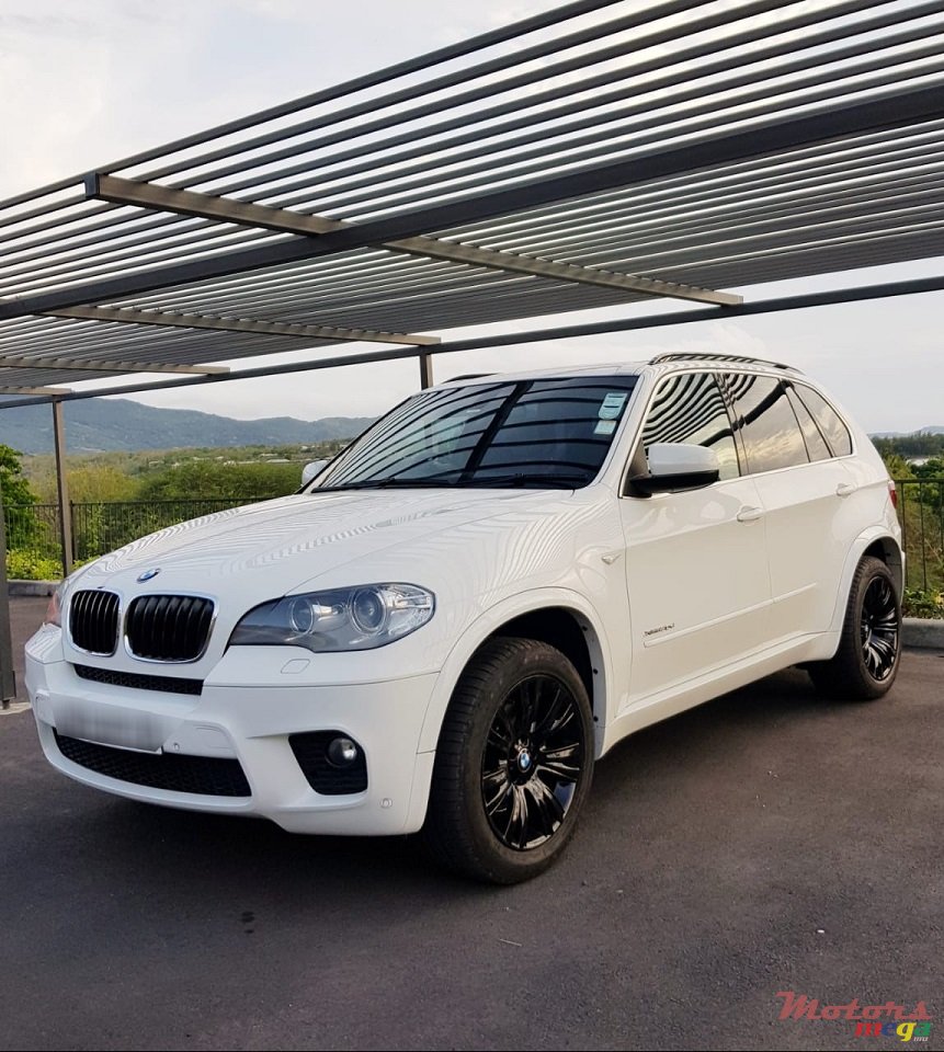 2012' BMW X5 photo #5