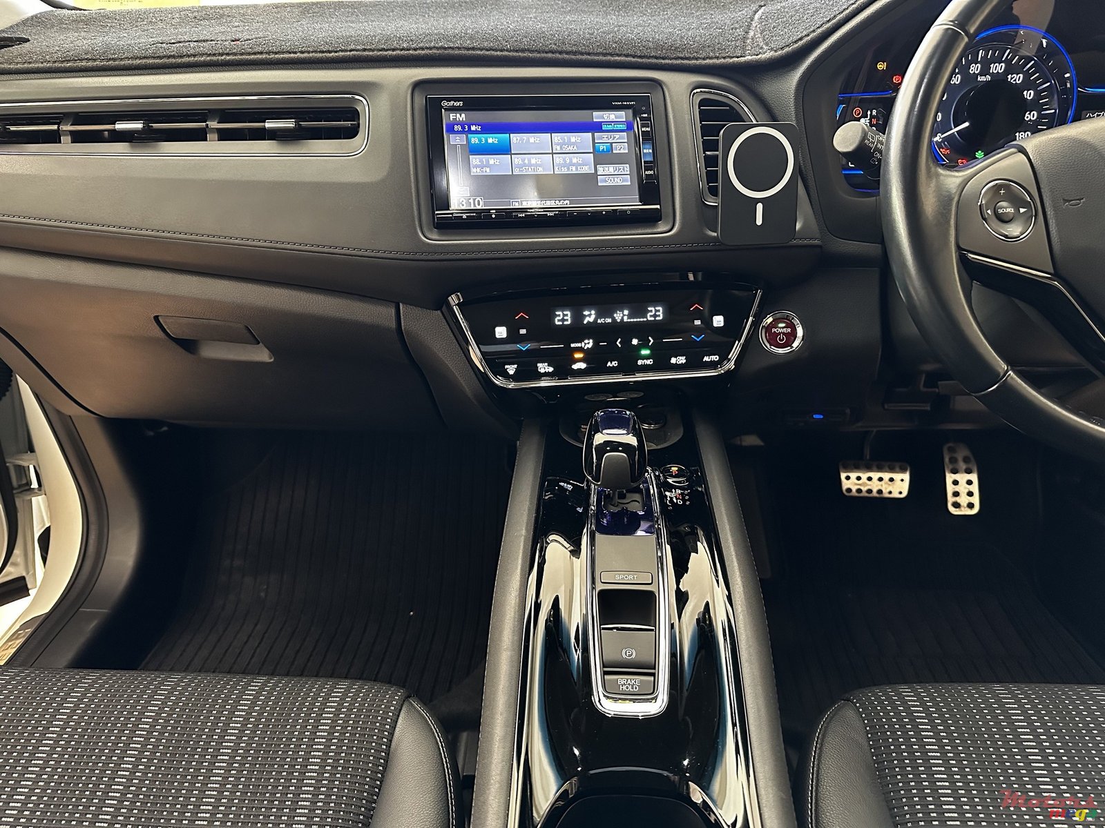 2016' Honda HR-V VEZEL Hybrid Z photo #5